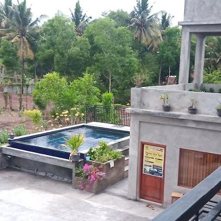 Honeybee Homestay Kuta  Exterior foto